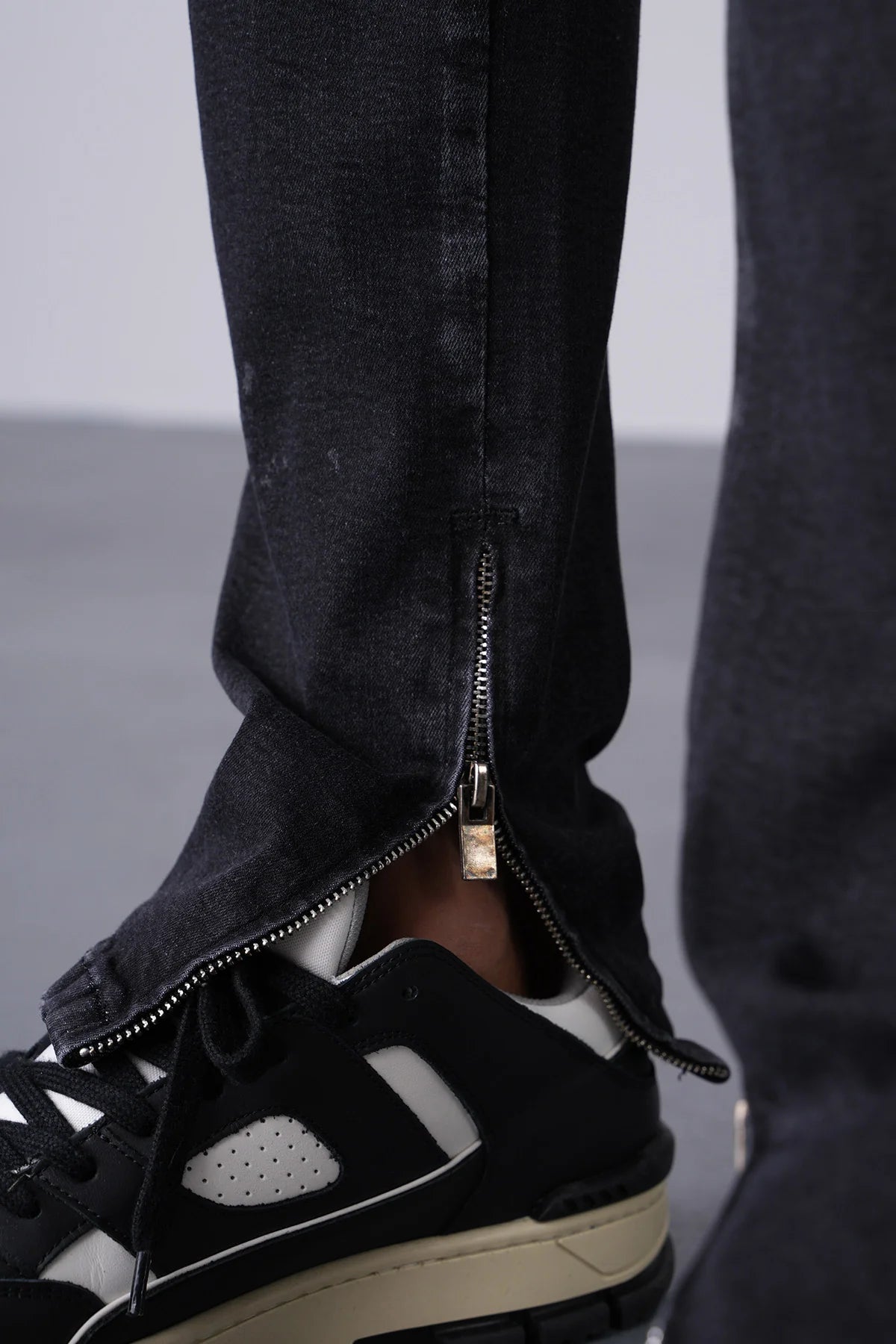 Jean Zipped Black