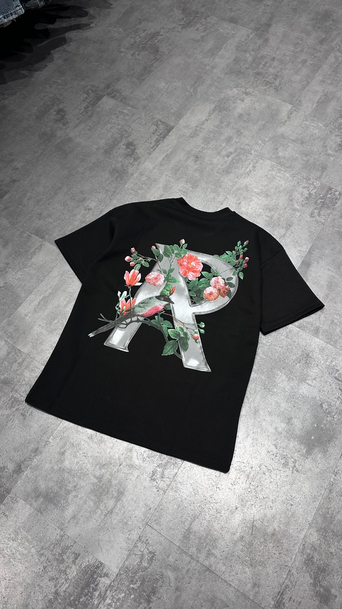 T-Shirt - Connect Studio "REFLECT"