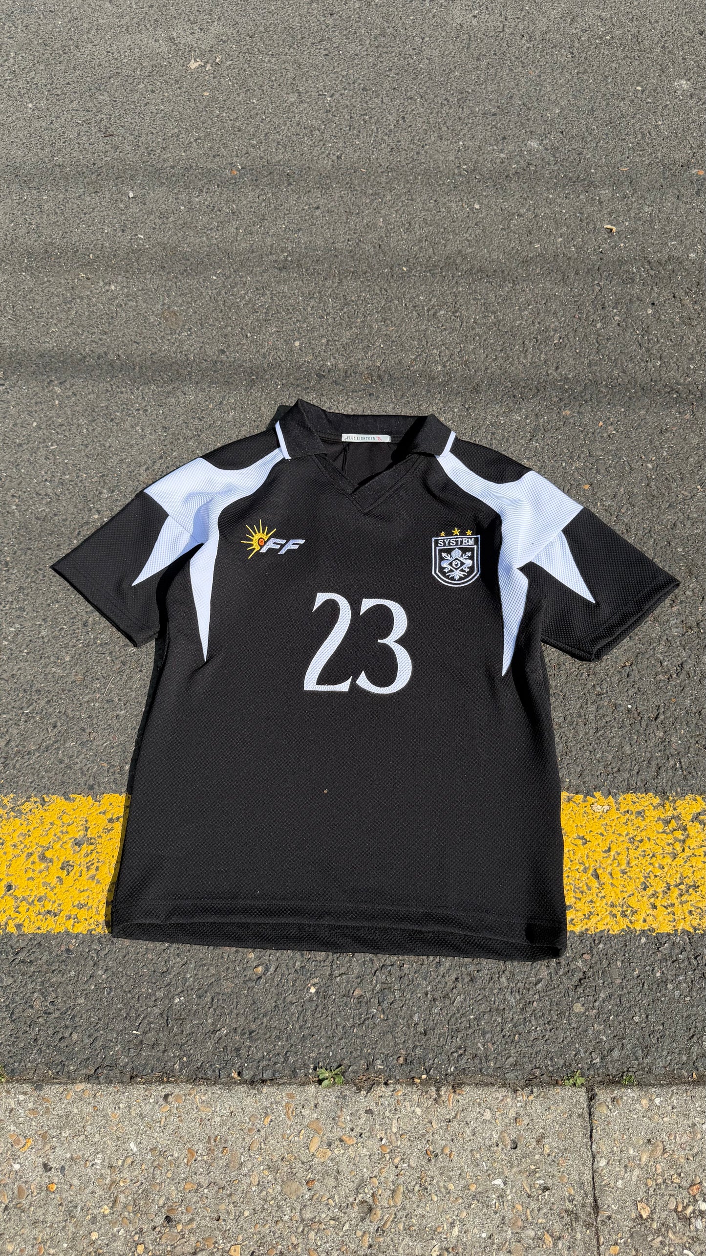 Maillot “23” – Noir & Blanc