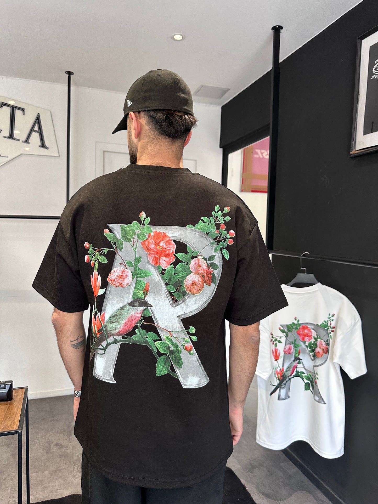 T-Shirt - Connect Studio "REFLECT"