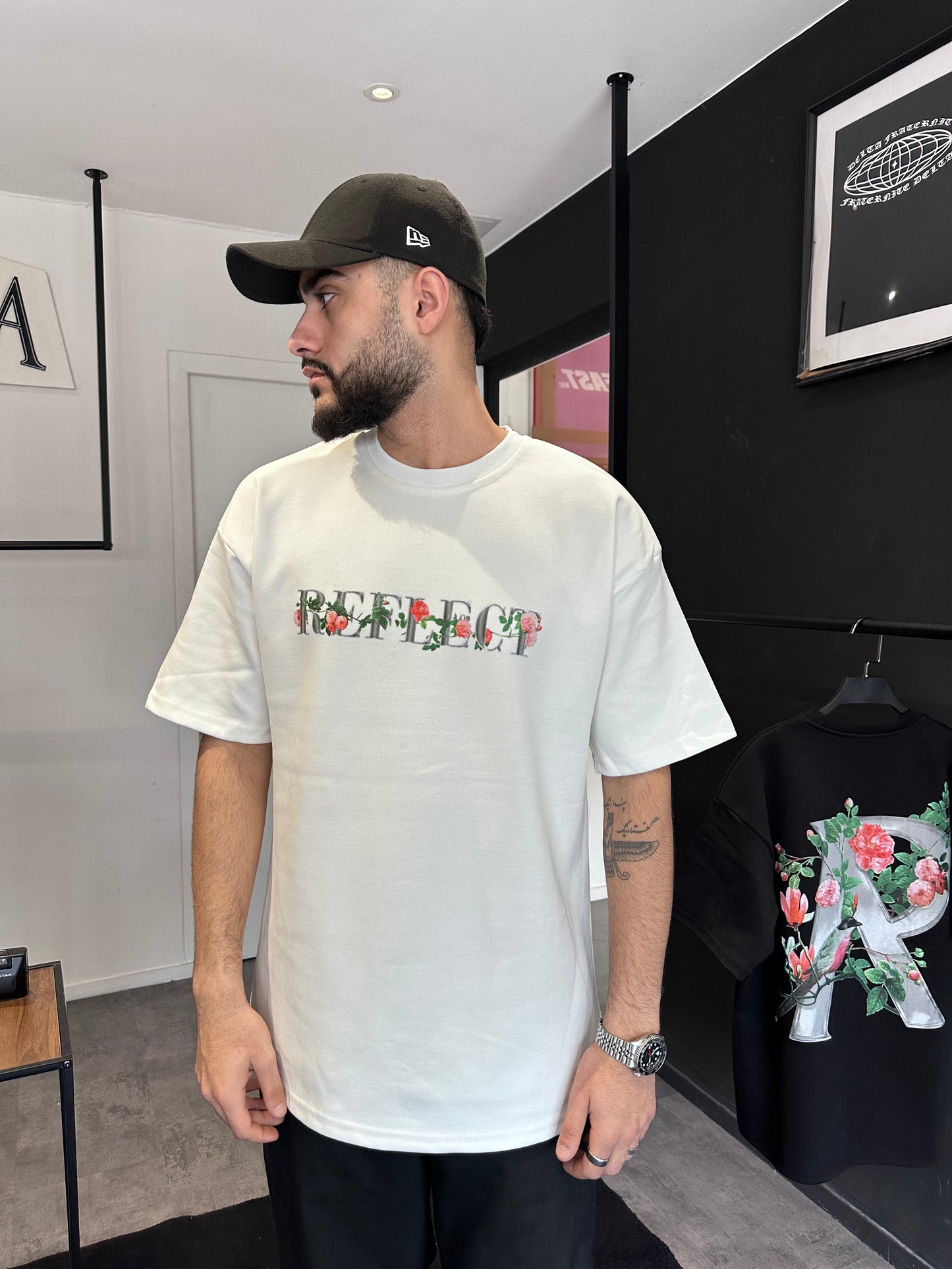 T-Shirt - Connect Studio "REFLECT"