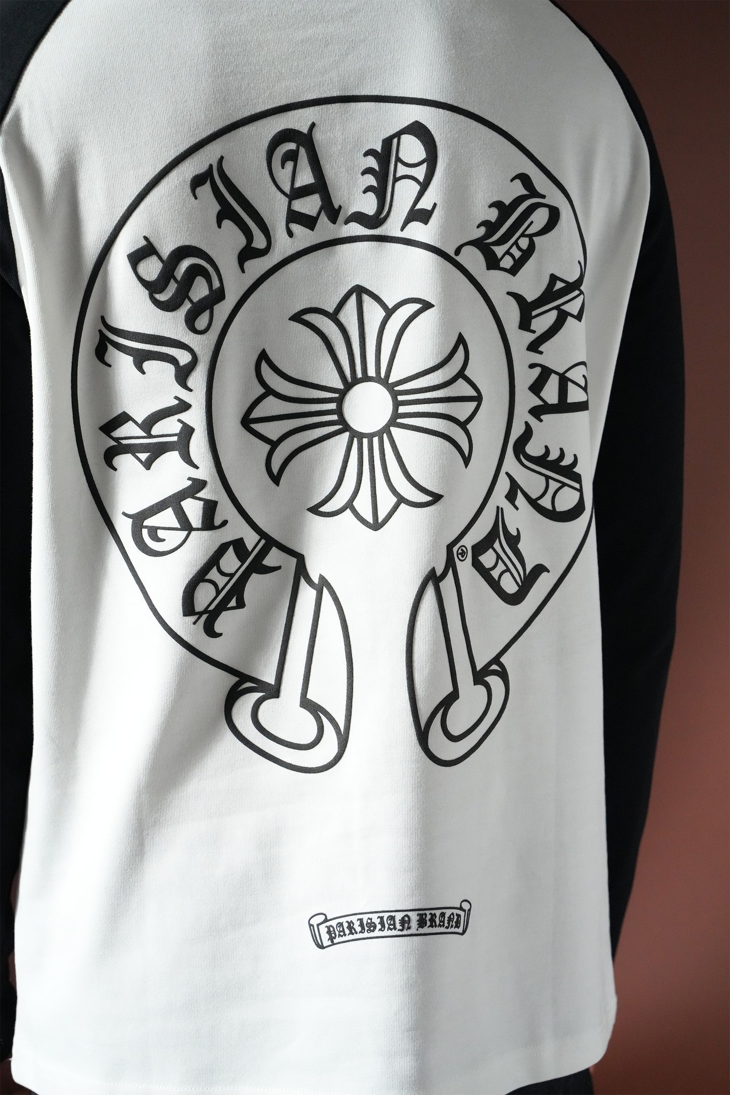 T-shirt Manches Longues Bicolore – Blanc & Noir