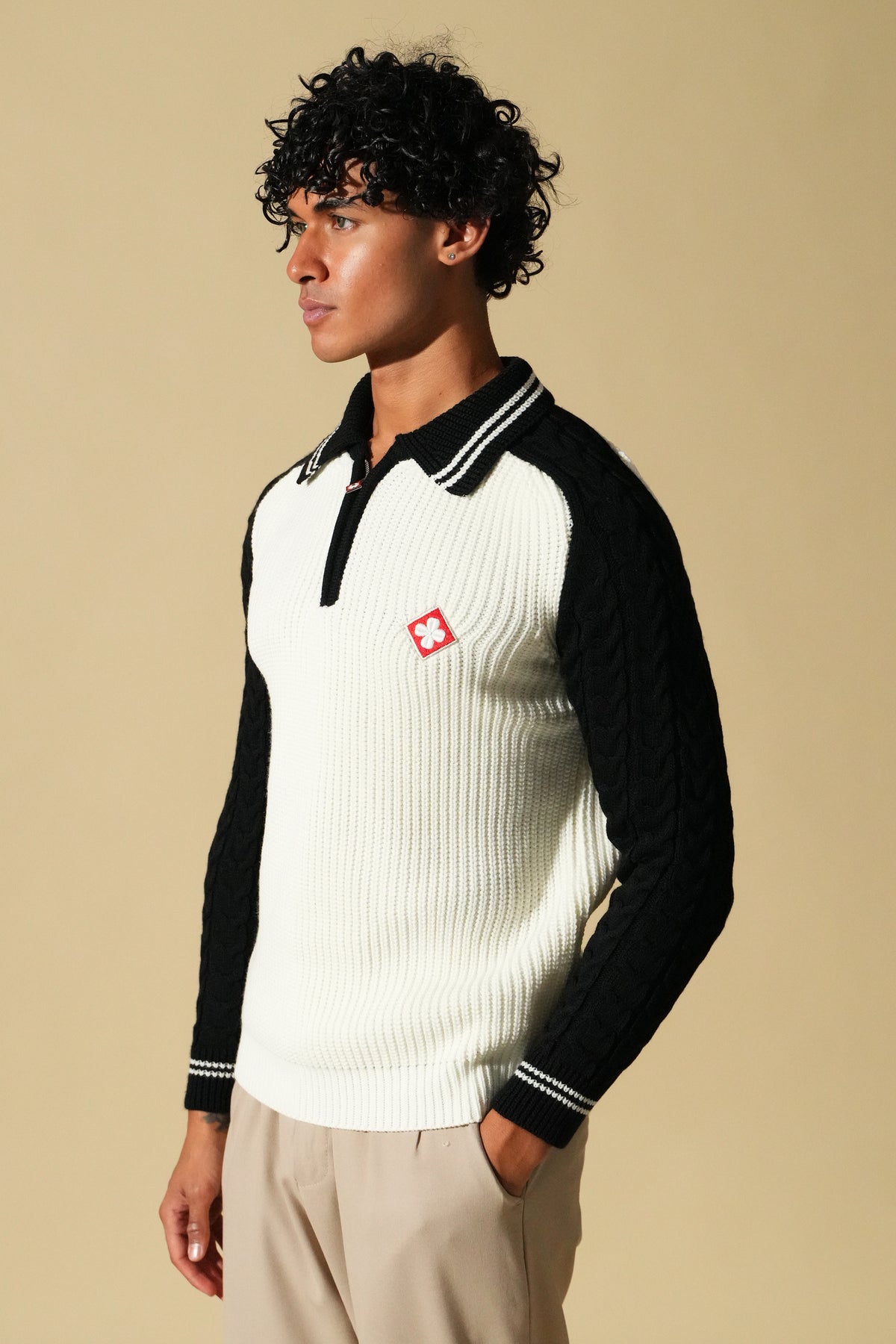 Set Pull Polo Zippé + Bonnet Torsadé – Blanc / Noir