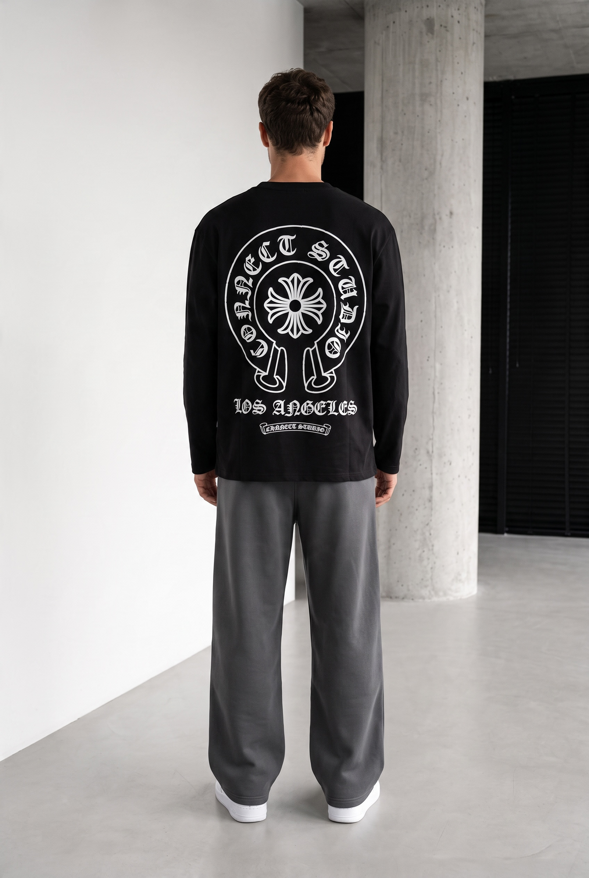T-shirt Manches Longues “Connect Studio” – Noir