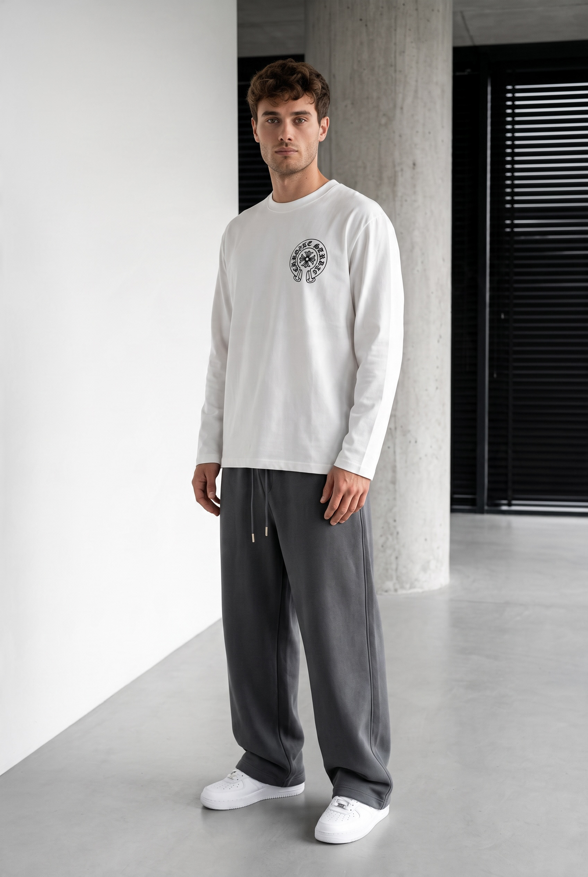 T-shirt Manches Longues “Connect Studio” – Blanc