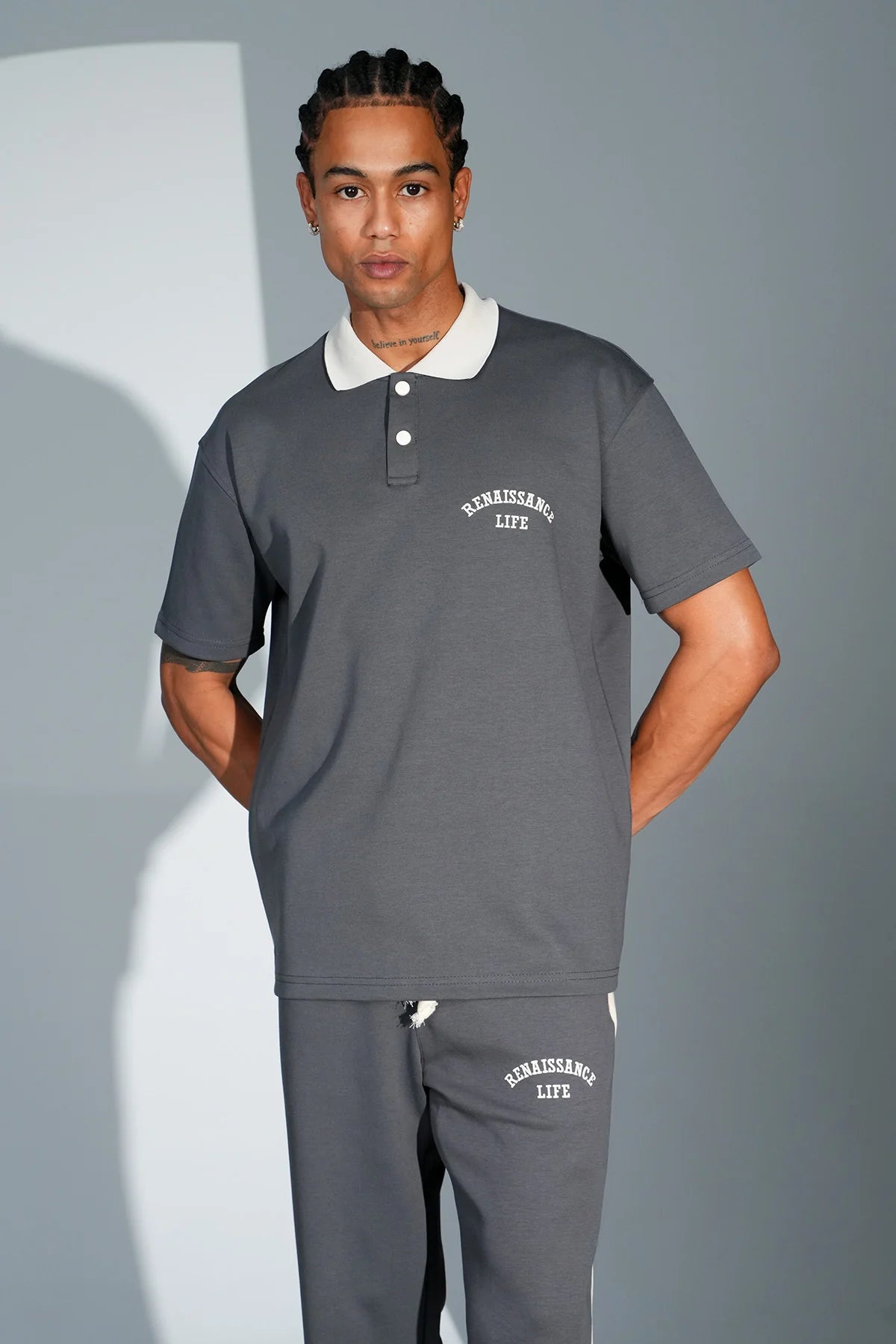 Ensemble Polo & Pantalon "Renaissance Life"- Noir et Gris