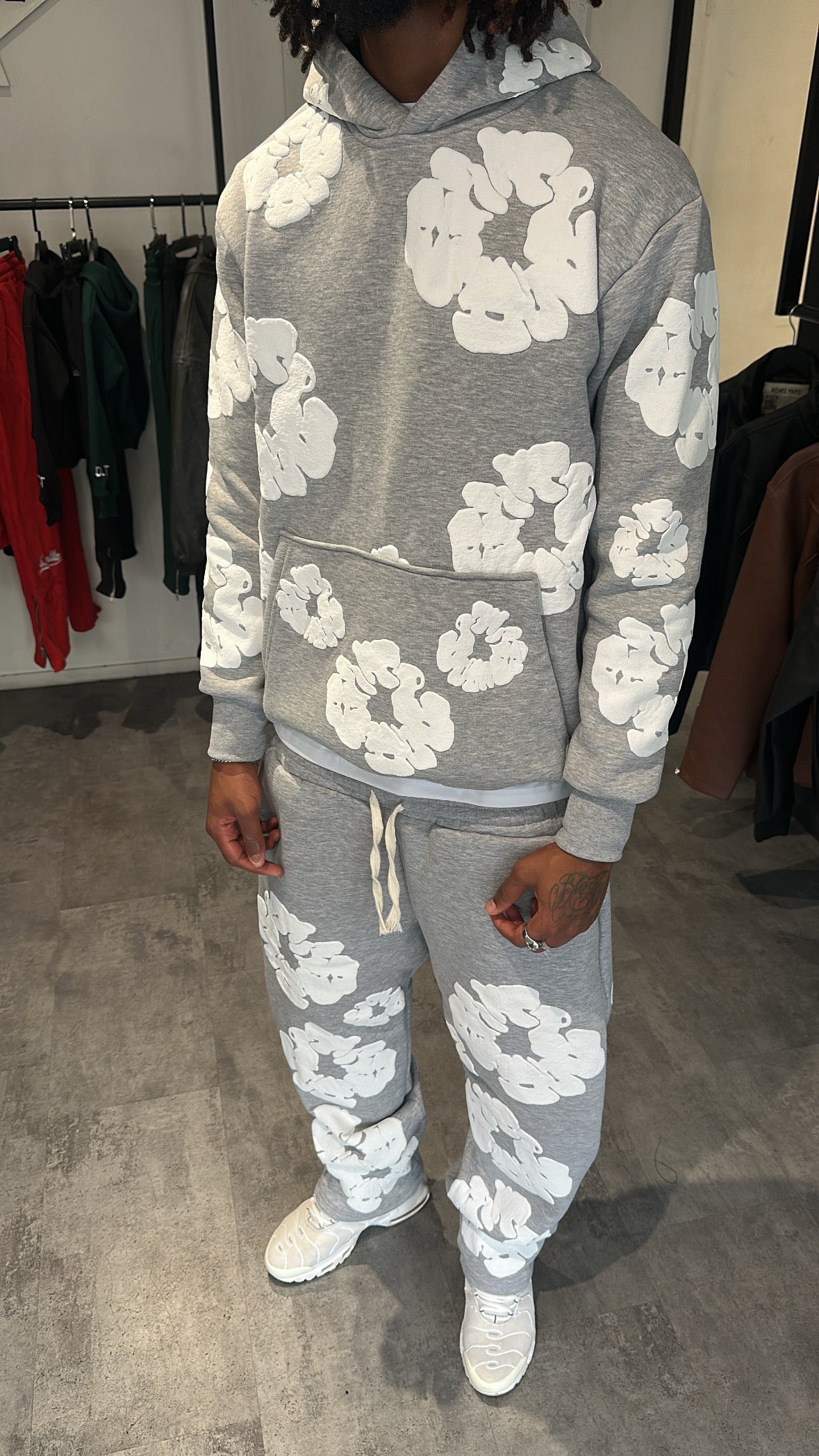 Ensemble “Cloud Set” – Hoodie & Pantalon
