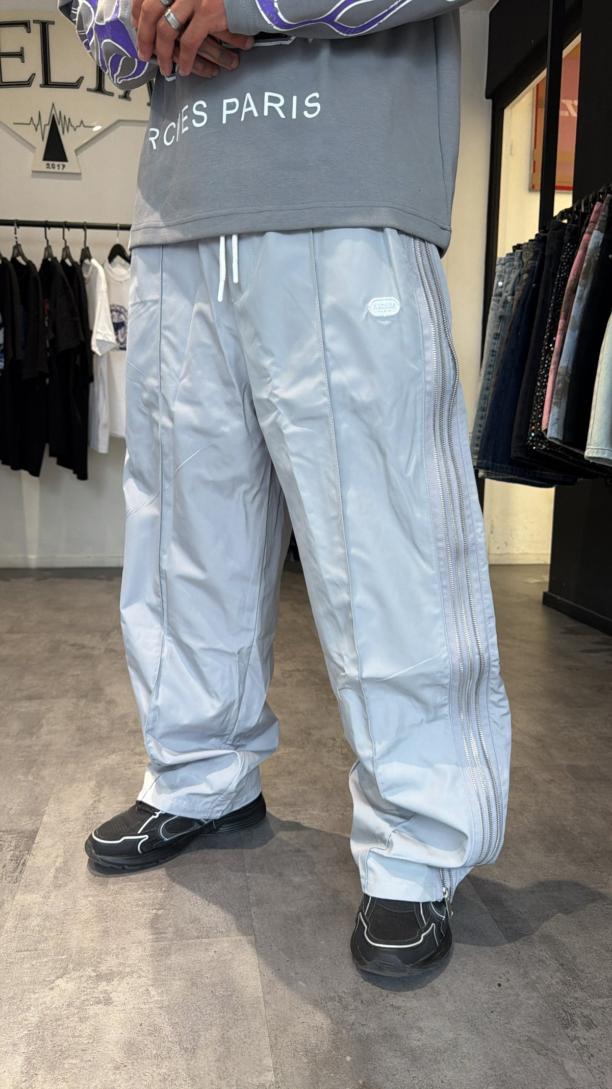 Pantalon Large Zippé – Gris Clair