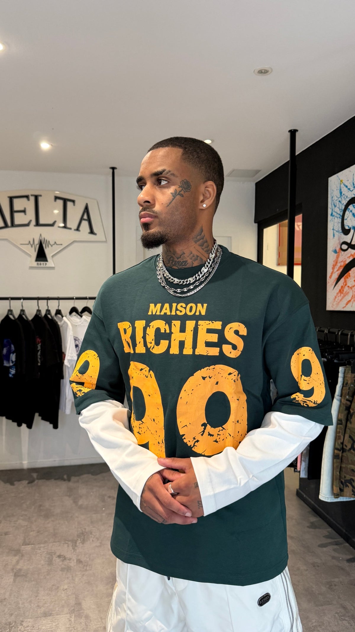 T-shirt Double Manches “Maison Riches 99” – Vert