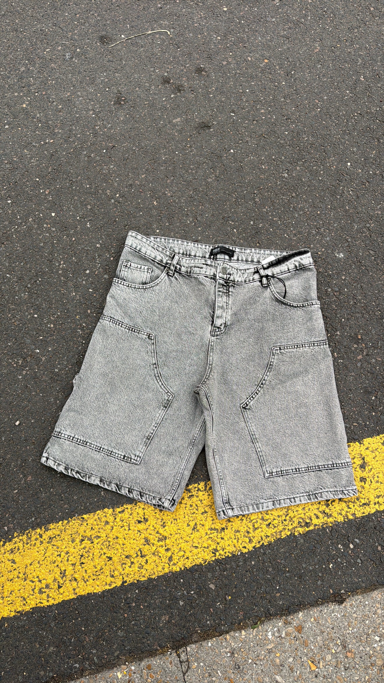 Short Denim Utility – Gris Délavé