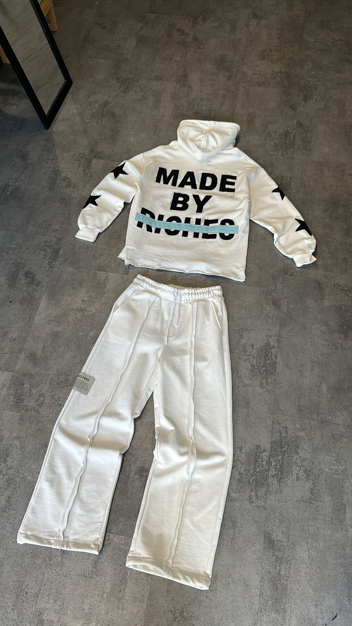 Ensemble MADE BY RICHES