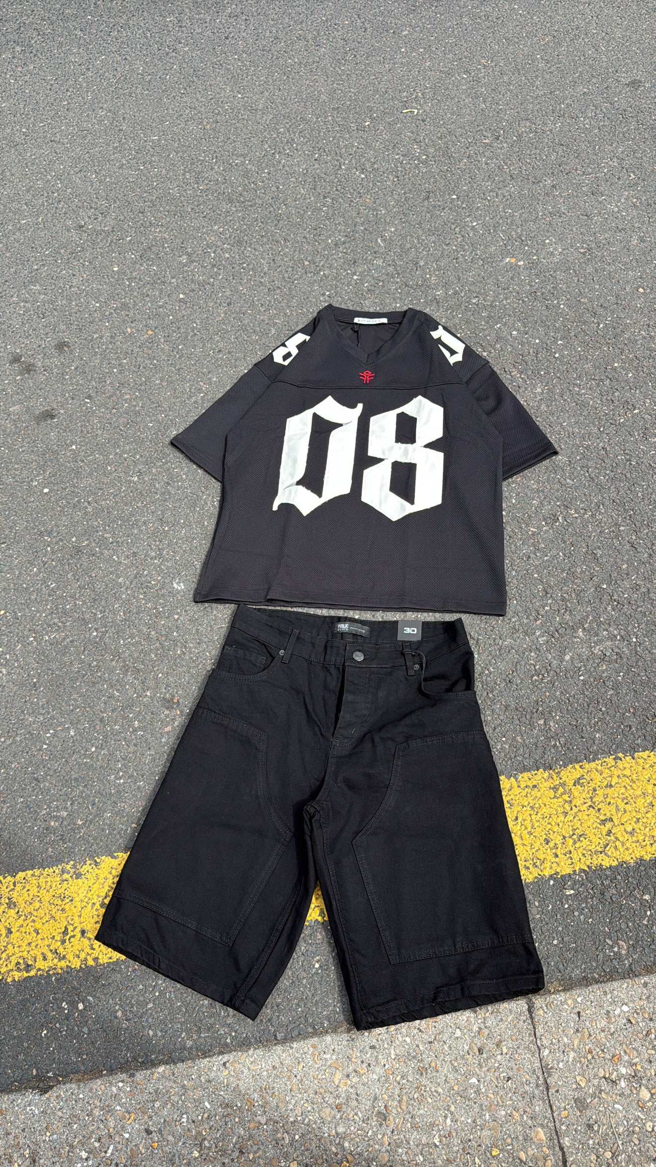 Jersey 08 — All Black