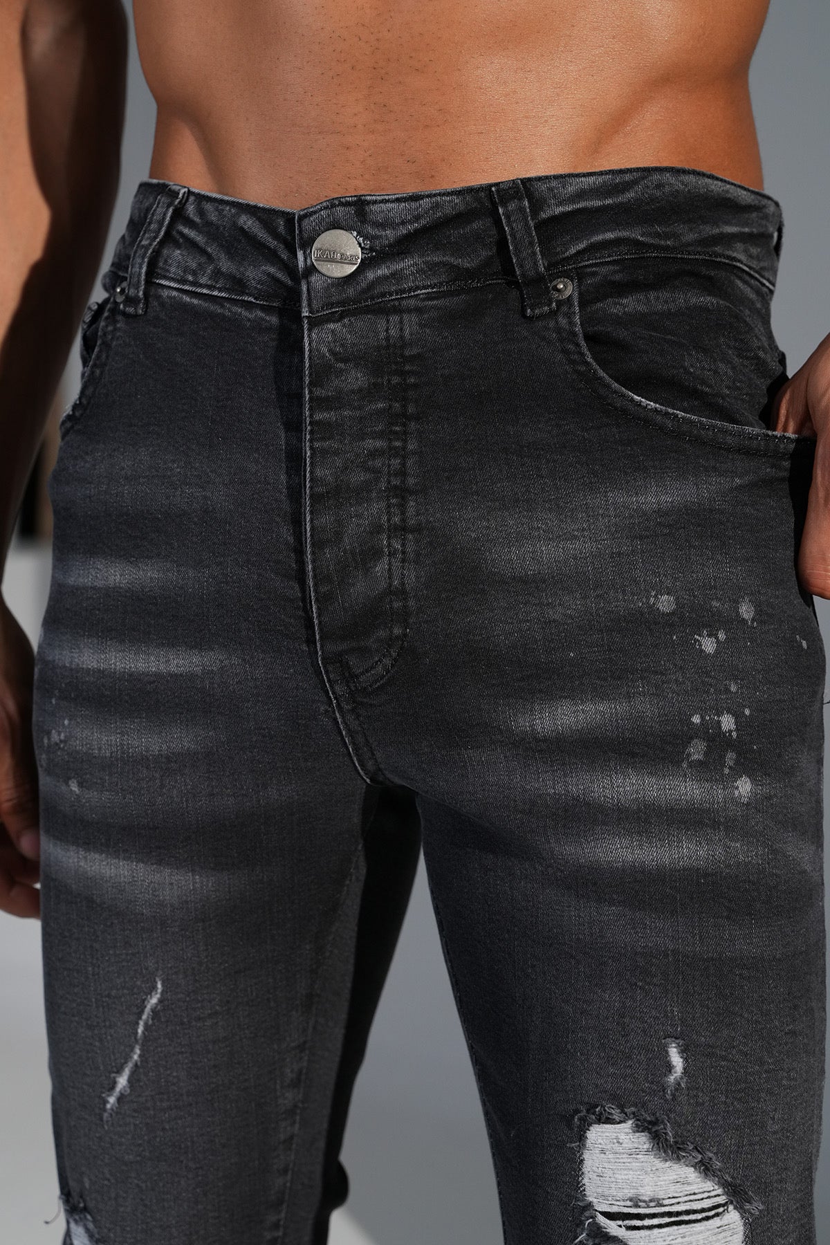 Jean Noir Délavé Destroy à Zips