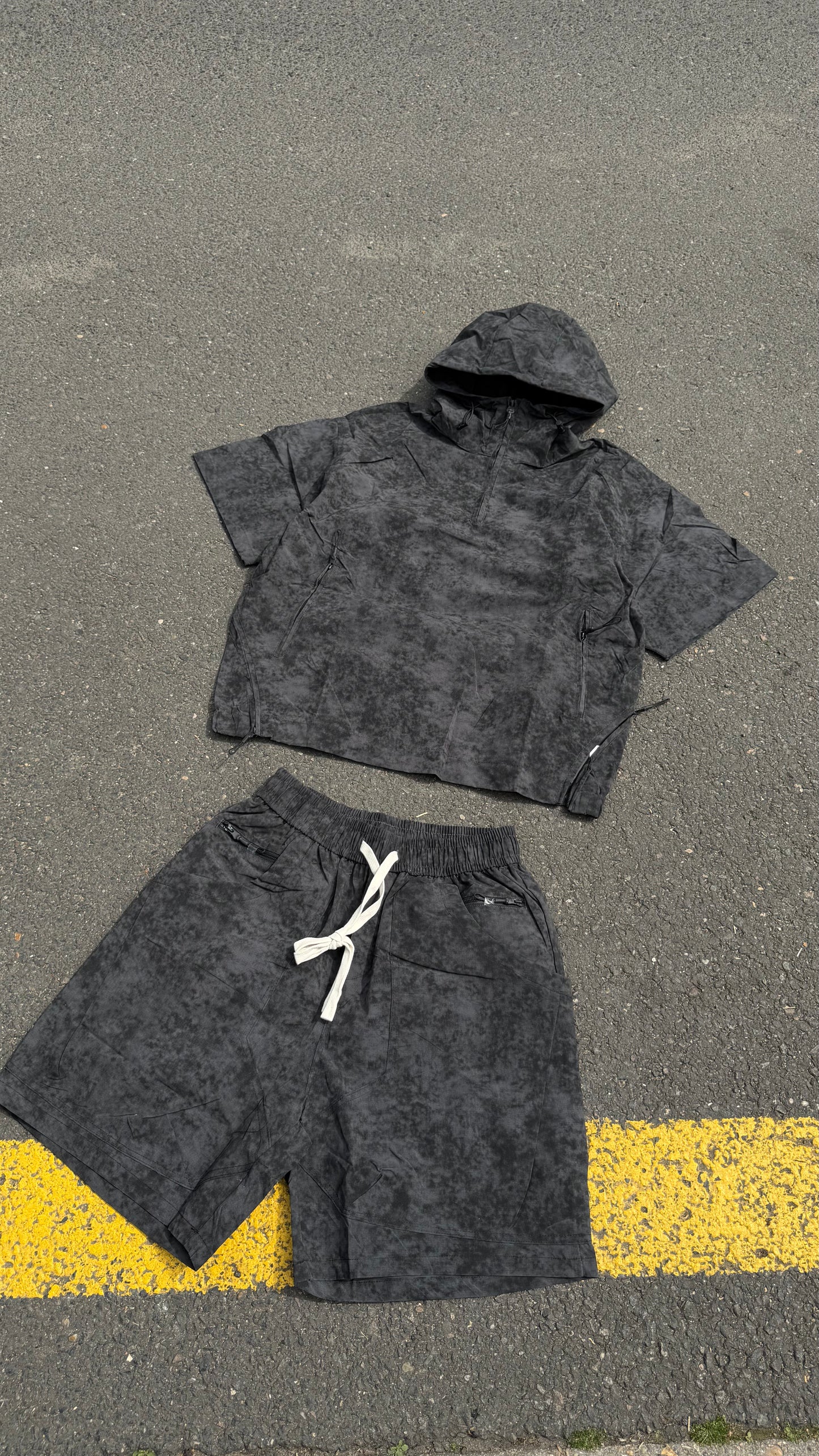 Ensemble Hoodie Manches Courtes & Short — Délavé Gris Anthracite