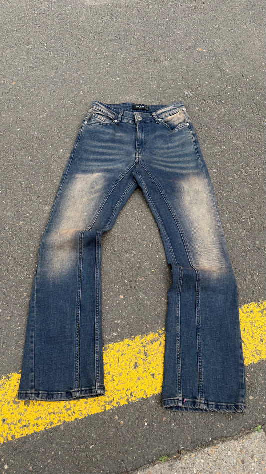 Jean Flare Délavé « Dirty Wash » — Bleu Indigo Vintage