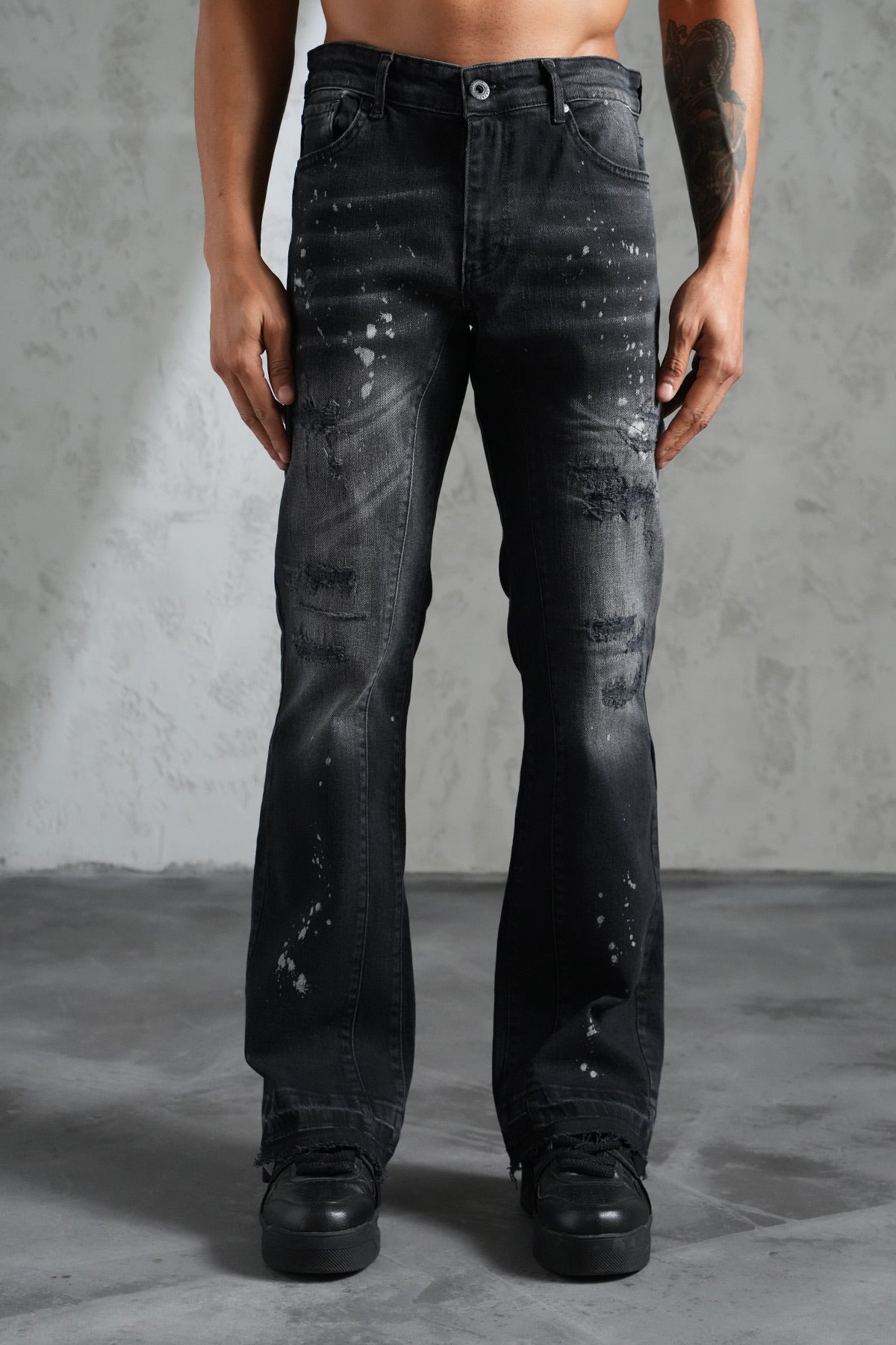 Jean Flare Délavé Noir — Coupe Bootcut Destroy