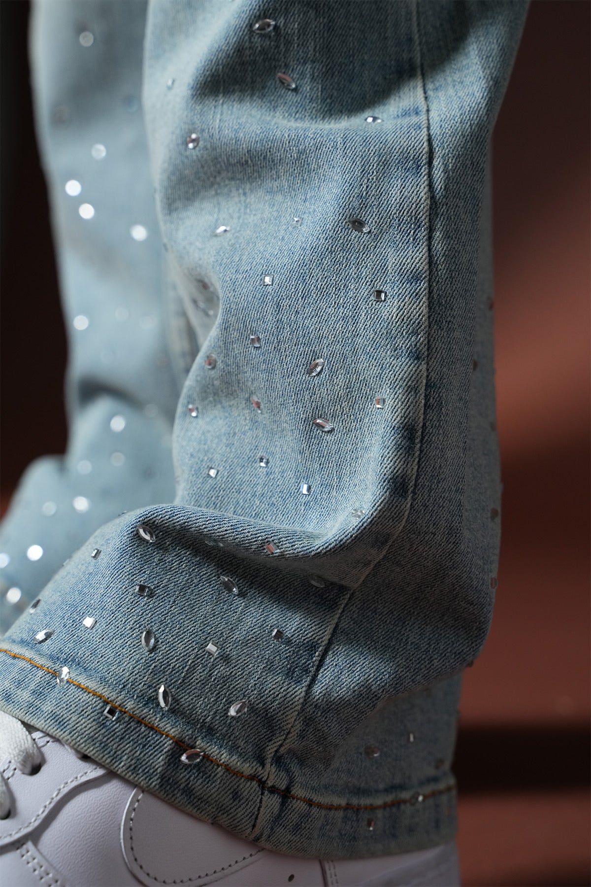 Jean flare bleu clair strass & destroy