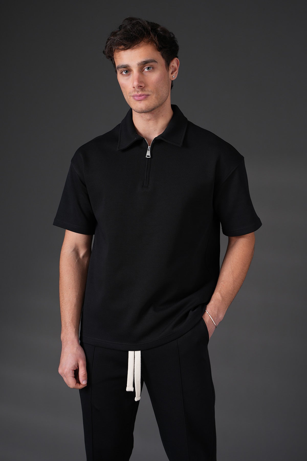 Ensemble Polo Zippé & Pantalon noir