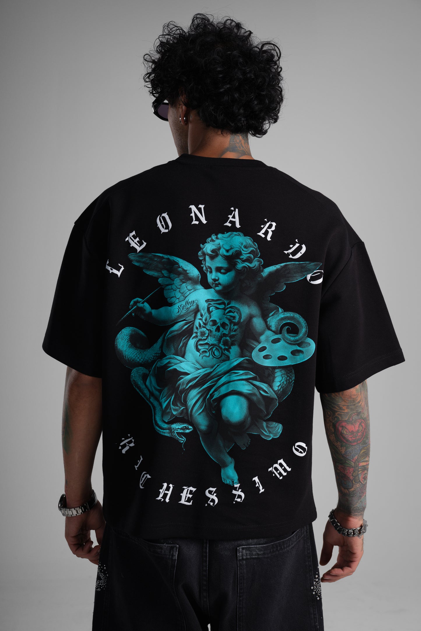 T-shirt oversize imprimé "Leonardo Richessimo" ange - noir