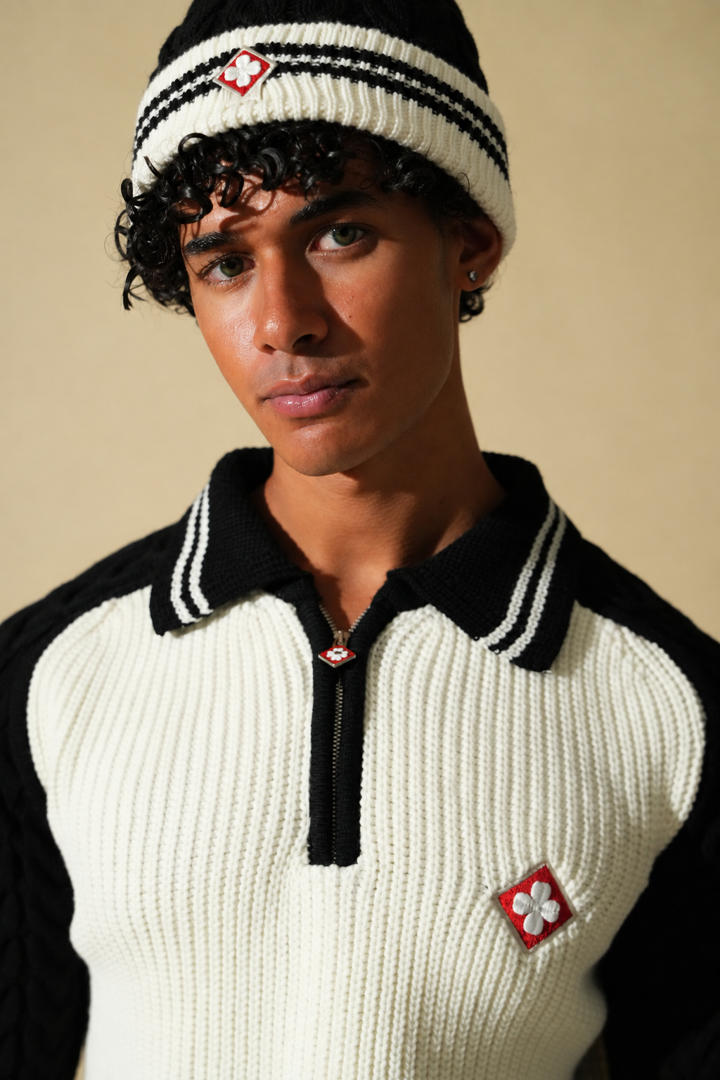 Set Pull Polo Zippé + Bonnet Torsadé – Blanc / Noir